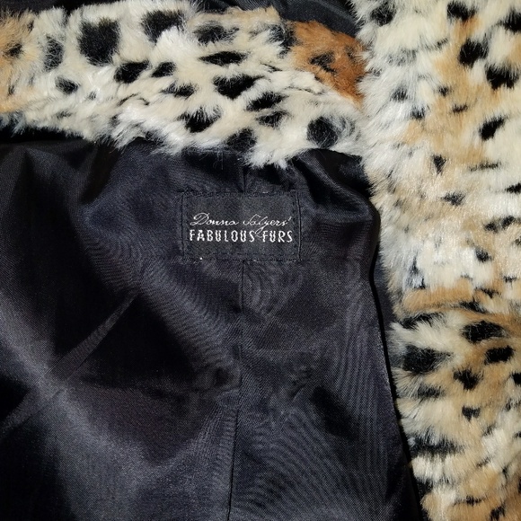 Coat - Picture 4 of 4